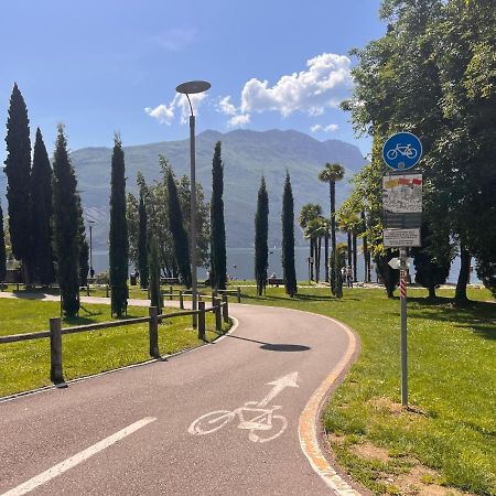 Sul Torrente 200 Apartman Riva del Garda Kültér fotó